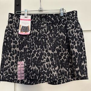 Woman’s tailored shorts
